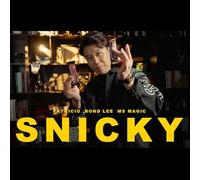 SNICKY Magic Tricks Playing Card Instantly Tuns into A Chocolate Bar Close-up Visual Change Magic Illusions Gimmicks Props