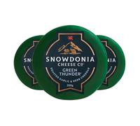 Snowdonia Cheese Company Green Thunder | Mature Cheddar with Roasted Garlic & Herbs | 3 x 200g | Vegetarian & Coeliac Friendly