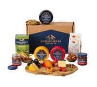 Snowdonia Cheese Company | Spicy & Smoky Gift Selection | 3 Luxury Welsh Cheeses, 2 Chutneys, Wholemeal Crackers and Chilli Nuts