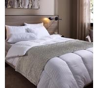 Snuggledown Hotel Collection Super King Duvet 15 Tog - Extra Warm, Thick & Cosy Winter Quilt for Chilly Nights | UK-Made, Satin Striped Cover, Non-Allergenic, Washable (260 x 220cm)
