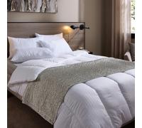 Hotel Quality Soft & Cosy 13.5 Tog Winter Duvet Snuggledown White Super King