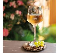 So Bespoke Personalised White Wine Glass White Wine Mothers Day Gift for Mom Mum Nan Step Mum Auntie Engraved Drinkware for Mothering Sunday Gift Idea (Style M6)