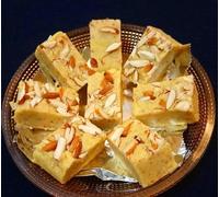 (Soan Papdi 250g) The Taste Of Indian Traditional Sweets ''Experience The Essence Of India's Mithai Traditions With Every Bite'' Best Gift For All Occasions Rakhi, Marriage, Diwali, Holi
