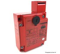 Solenoid Interlock Switch XCS-E7511 Telemecanique 24VAC/DC 071992 XCSE7511