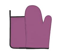 Solid color grape redPatterned oven mitts, oven mitts, and potholders set for baking, microwaving, and grilling.