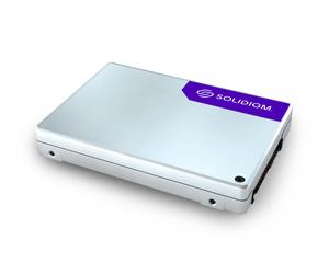 Solidigm D5-P5336 2.5" 61.4 TB PCI Express 4.0 NVMe QLC 3D NAND