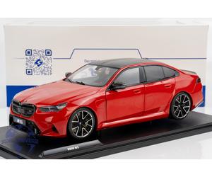 Solido - 1:18 BMW M5 (G90) 2025 Fire Red - Diecast Model
