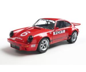 Solido 421186569 - 1:18 Porsche 911 IROC #6 Red - New