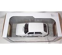 Solido Volkswagen Golf L White 1987 vehicle 1:18 scale diecast model