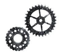 SOLUSTRE 2pcs Hanging Wooden Gear Wall Decor Antique Industrial Steampunk Gear Ornaments for Home Background Creative DIY Craft Pendant Rustic Vintage Style