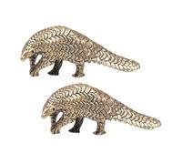 SOLUSTRE 2pcs Vintage Brass Pangolin Figurine Compact Feng Shui Animal Decor for Desk and Shelf Luck Sculpture Symbolizing Wealth and Prosperity Retro Brass Collectible for Home and Office