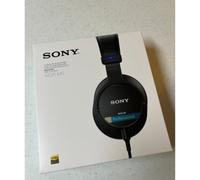 Sony MDR-M1 Professional Studio Monitor Headphones Wired Over-Ear