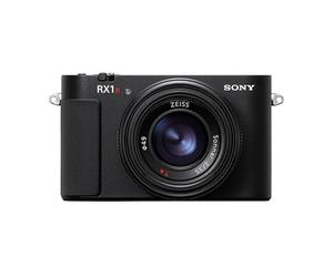 Sony RX1R III Compact Premium Full-Frame Camera Optimized with 61MP CMOS Sensor, ZEISS® Sonnar T* 35mm Lens, BIONZ XR™ Processor and AI-Based Subject Recognition