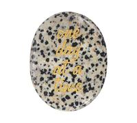 sourcing map Worry Stone, Natural Spotted Quartz Crystal Hand Carved Thumb Stones Oval Crystal Pocket Gemstone Stress Relax Palm Stone Meditation Accessories for Anxiety Relieve