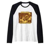 South Dakota Badlands National Park Landscape Vintage Raglan Baseball Tee