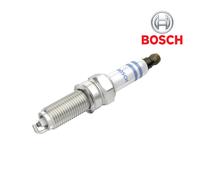 Spark Plug BOSCH 0 242 135 527 For HYUNDAI, KIA, SMART