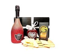 Sparkling Prosecco with Godminster Heart shaped Cheese and Cracker Hamper