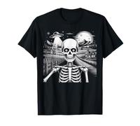 Spooky Skeleton Selfie with Spaceship Alien UFO Halloween T-Shirt
