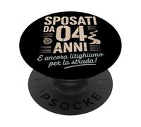 Sposati da 4 Anni e Ancora Litighiamo Per La Strada PopSockets Adhesive PopGrip