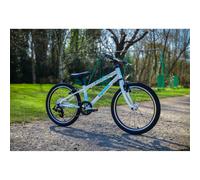 Squish 20 Kids Bike White & Blue Colour: White/Blue