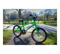 Squish Lightweight 16 Inch Kids Bike - Green Colour: Green
