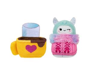 Squishville SQM0317 Snow Day Accessory Set Set-2-Inch Boots and Cocoa Plush Toys