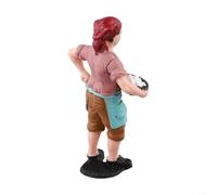 Standing PVC Model Train Figures Depicting Farm Workers for Integration into Themed Railway Scenery and Layouts (ZQ378)