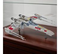 Star Wars The Vintage Collection Skywalker X-Wing Model