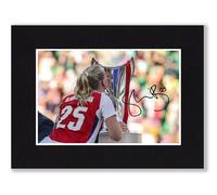 Stina Blackstenius Arsenal Ladies - 2025 Champions League Signed 8x6 Inch Mounted Photo Print With Pre Printed Signatures That Would Make A Great Gift For Any Fan And Is Ready To Be Framed.