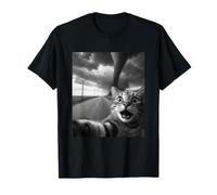Storm Chaser Cat Tornado Meteorology Sky Watcher Selfie T-Shirt