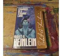[(Stranger in a Strange Land)] [Author: Robert A. Heinlein] published on (August, 1995)