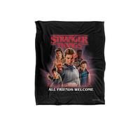 Stranger Things All Friends Welcome Poster 152 X 127 Cm Blanket in White Stranger Things White 152 X 127 Cm