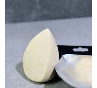 Sultry Lash Bar Half Sponge Make Up Blender In Beige Beige
