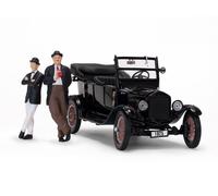 SUN STAR 1905 1:24 1925 Ford Model-T Touring (Open)-Black with Laure and Hardy F