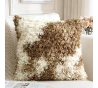 Sungeek Set of 1 Faux Fur Boucle Decorative Cushion Cover 45x45cm Soft Cozy Plush Throw Pillow Case Velvet Square Pillow Cover 18x18 Inch for Sofa Couch Bedroom Living Room, Beige Light Brown