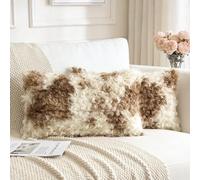 Sungeek Set of 2 Faux Fur Boucle Decorative Cushion Covers 40x60cm Soft Cozy Plush Throw Pillow Cases Velvet Lumbar Pillow Covers 16x24 Inch for Sofa Couch Bedroom Living Room, Beige Light Brown