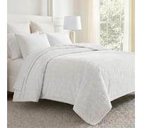 Superior Hope Herringbone Fluffy Fleece Blanket, Soft Plush Embossed Chevron Throw for Couch, Bed and Living Room Decor, Bedroom Essentials, Cozy Lightweight All Season Cover, King Size, White