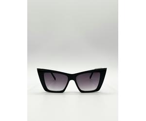 SVNX Oversized angular cateye sunglasses - Black - One Size