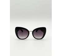 SVNX Oversized Cat-Eye Sunglasses in Black - Black - One Size