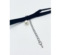 SVNX Women's Black Faux Velvet Choker Necklace With Faux Pearl Charm SVNX Black One Size