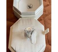 Swarovski Mesmera clip earringSingle, Triangle cut, White, Rhodium plated New