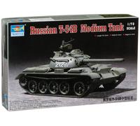 T-54B Medium Tank 1:72 (US IMPORT) ACC NEW