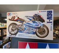 Tamiya 1/12 Motorcycle Series No.81 Suzuki RGV-γ XR89 Plastic Model 14081