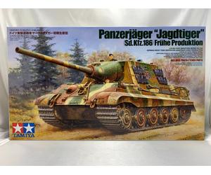 Tamiya 1/35 295 German Army Heavy Tank Destroyer Jagdtiger Early Production Type