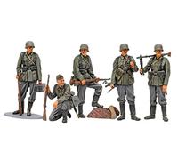 Tamiya Plastic Model Kit - German Infantry Set (Mid WWII) 1:35 Unpainted Figures 35371