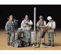 TAMIYA 1/35 German Soldiers at Field Briefing Model Kit NEW from Japan