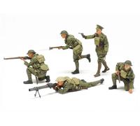 Tamiya Military Model Kit 35339 – WWI British Infantry Set, 1:35 Scale, 5 Figures