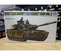 TAMIYA 35068 1:35 British Chieftain Mk. 5 Tank - 3 figures