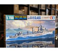 TAMIYA 31909 British E Class Destroyer 1:700 Ship Model Kit