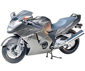Tamiya 14070 Honda CBR 1100XX S. Blackbird 1:12 Motorbike Model Kit